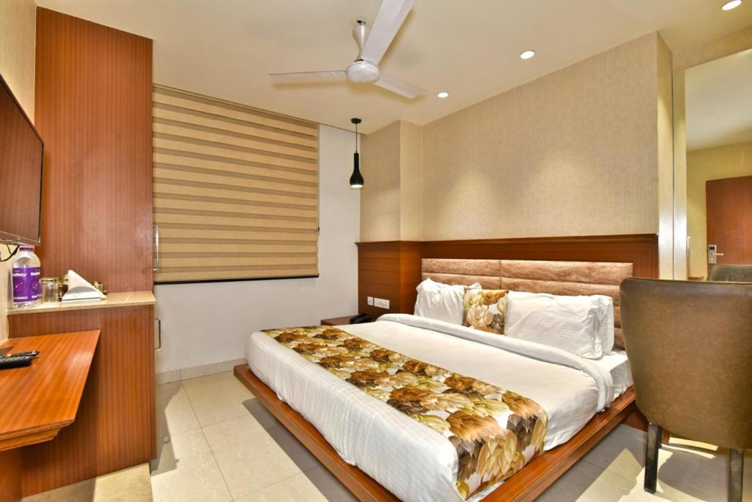Hotel Highland Амритсар Экстерьер фото